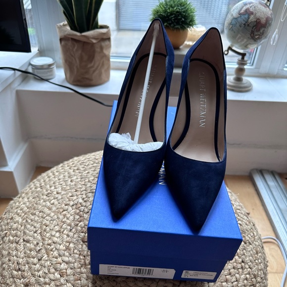 Stuart Weitzman Women's Stuart 85 Scallop Pumps US 11 - Picture 6 of 9